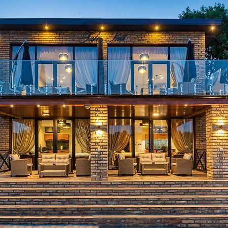 Apartmani Tiske Noci Becej Luaran gambar