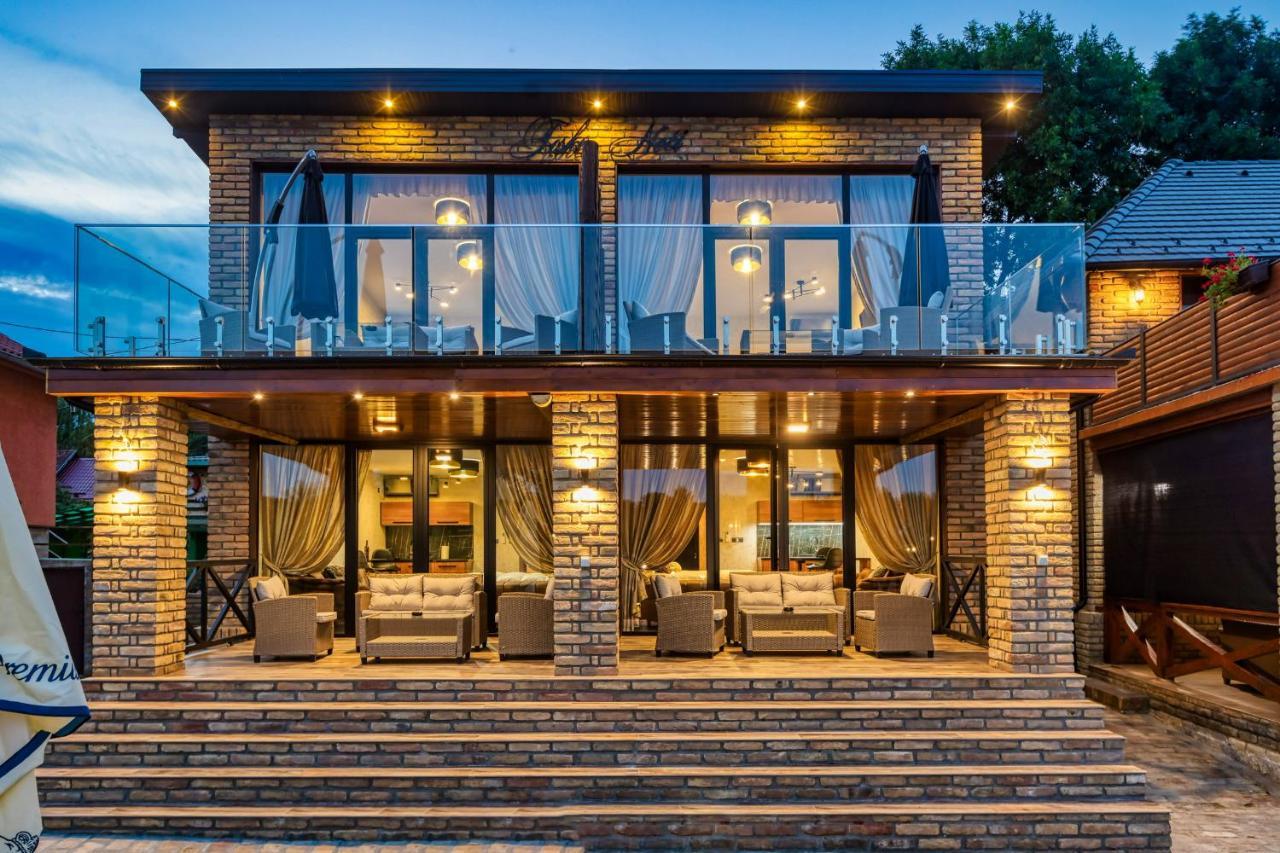 Apartmani Tiske Noci Becej Luaran gambar
