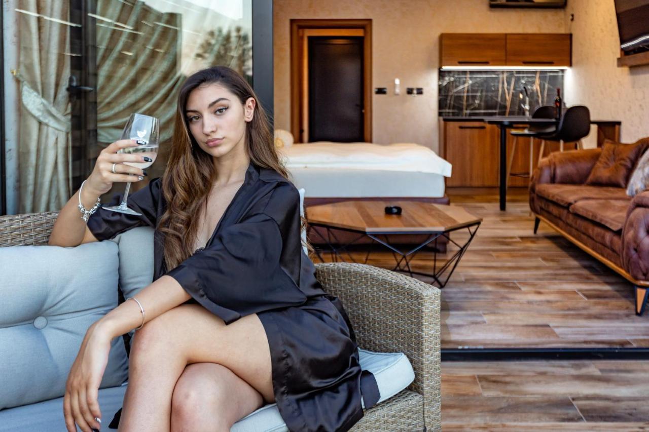 Apartmani Tiske Noci Becej Luaran gambar